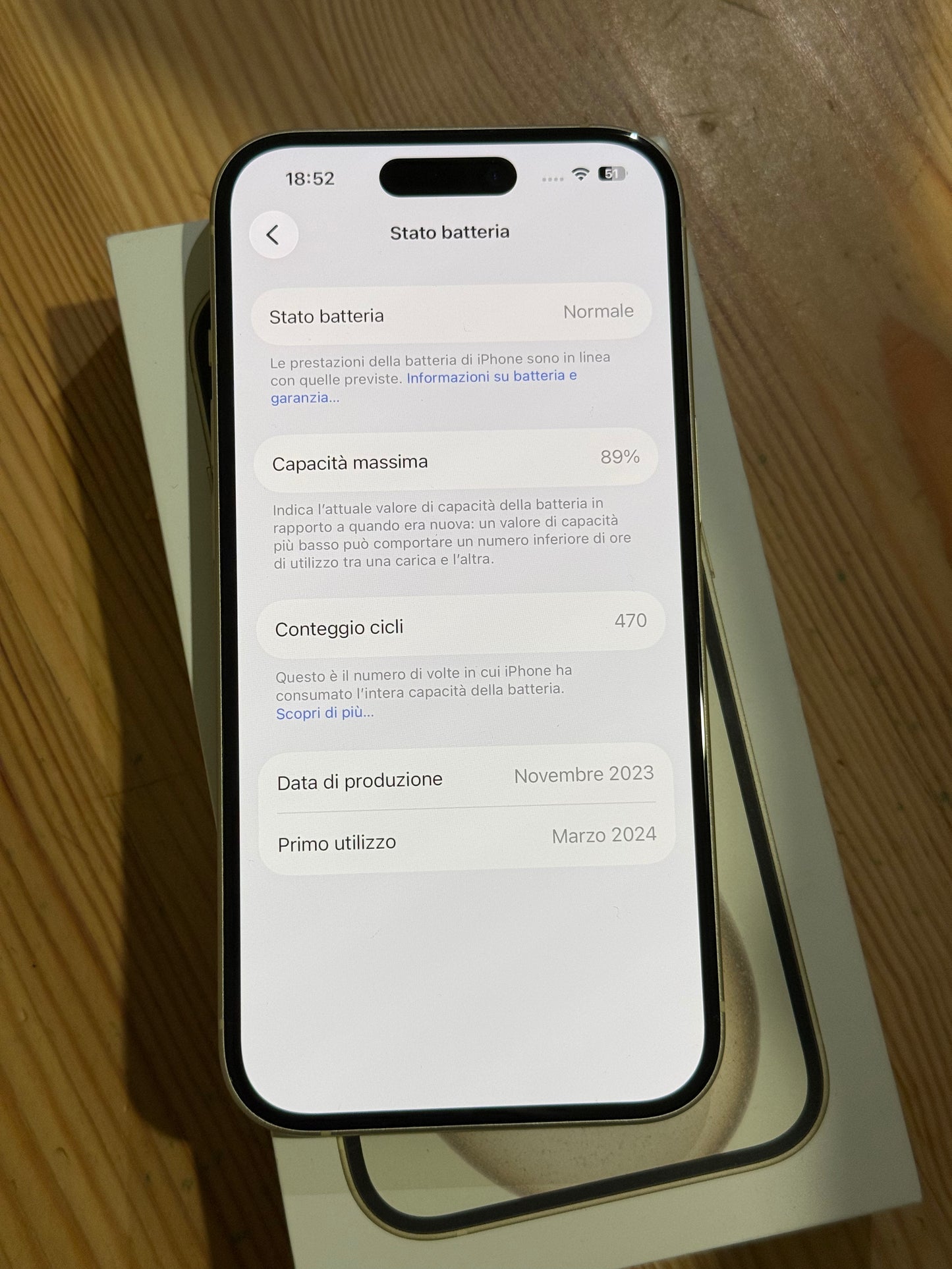 Apple iPhone 15 Giallo 128 Gb Grado A+